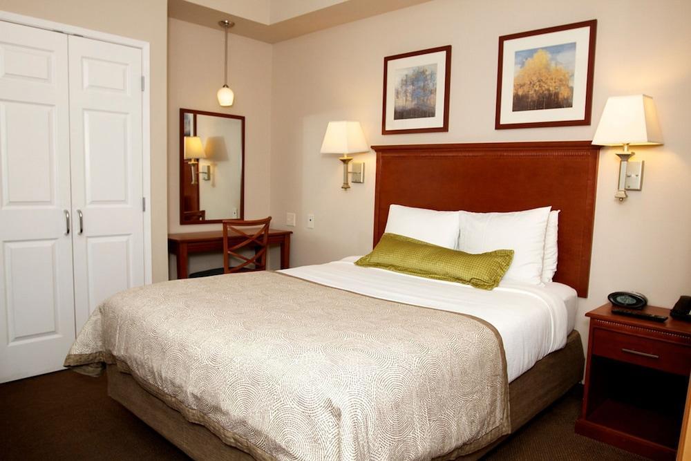 Candlewood Suites Santa Maria By Ihg Exterior photo